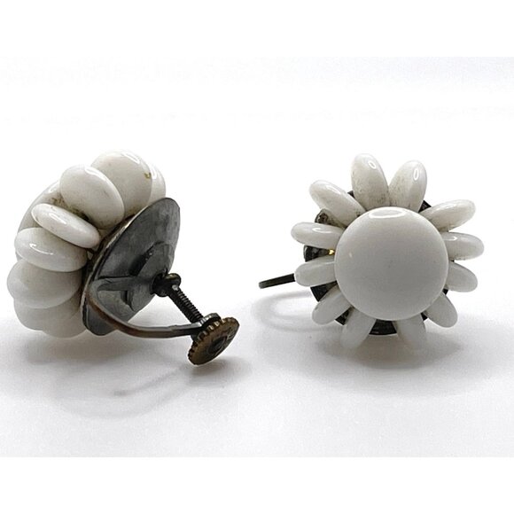 Vtg Handmade White Beaded Floral Bakelite Earrings Made In Germany Non Pierced - Picture 2 of 3